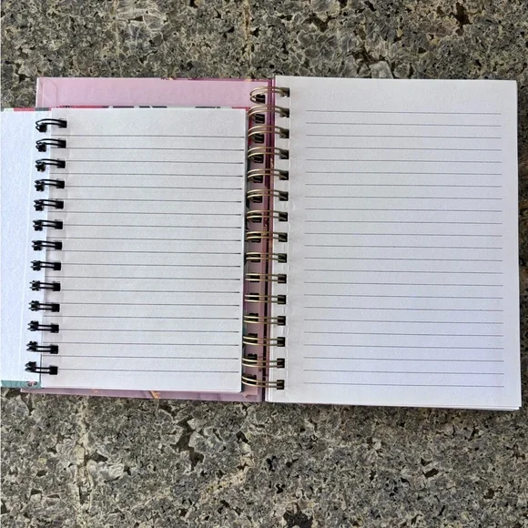 Notebook bundle - Picture 5 of 8